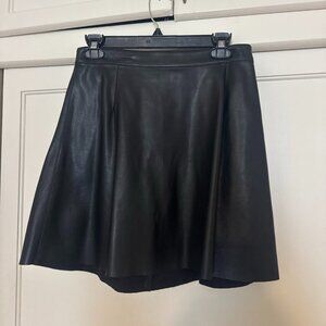 Villa Black Faux Leather Skirt – Size S